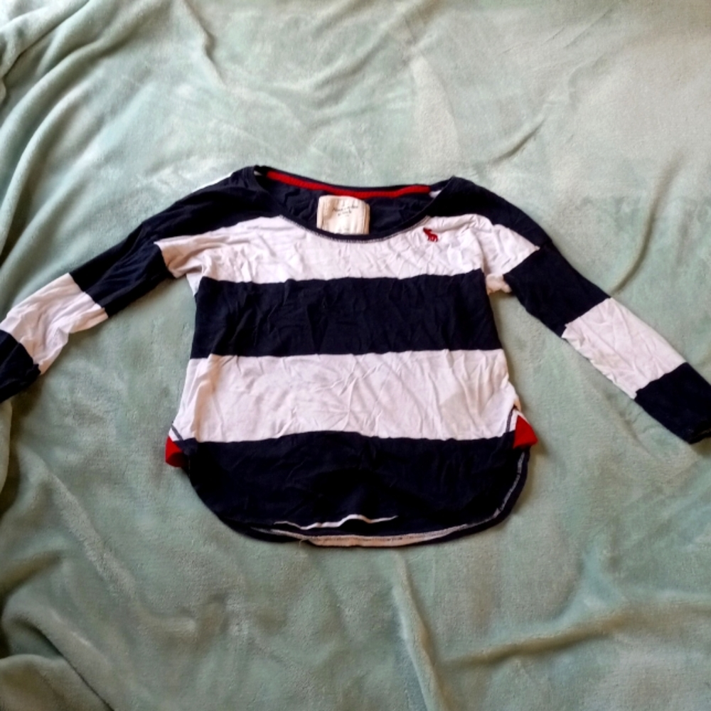 Blue/White stripped elbow length sleeves